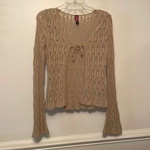 Crochet flared sleeved top